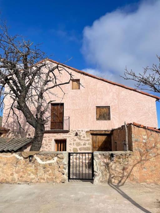Acogedora Casa Con Patio-Parking Villa Albarracin Exterior photo
